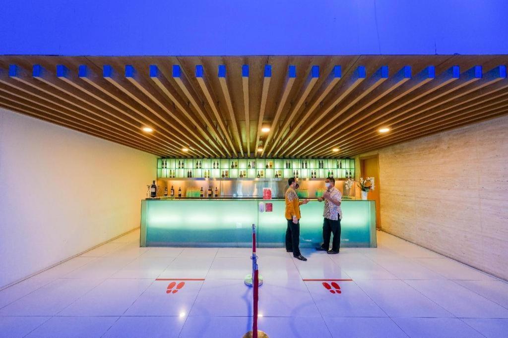 Swiss-Belhotel Mangga Besar Джакарта Екстер'єр фото